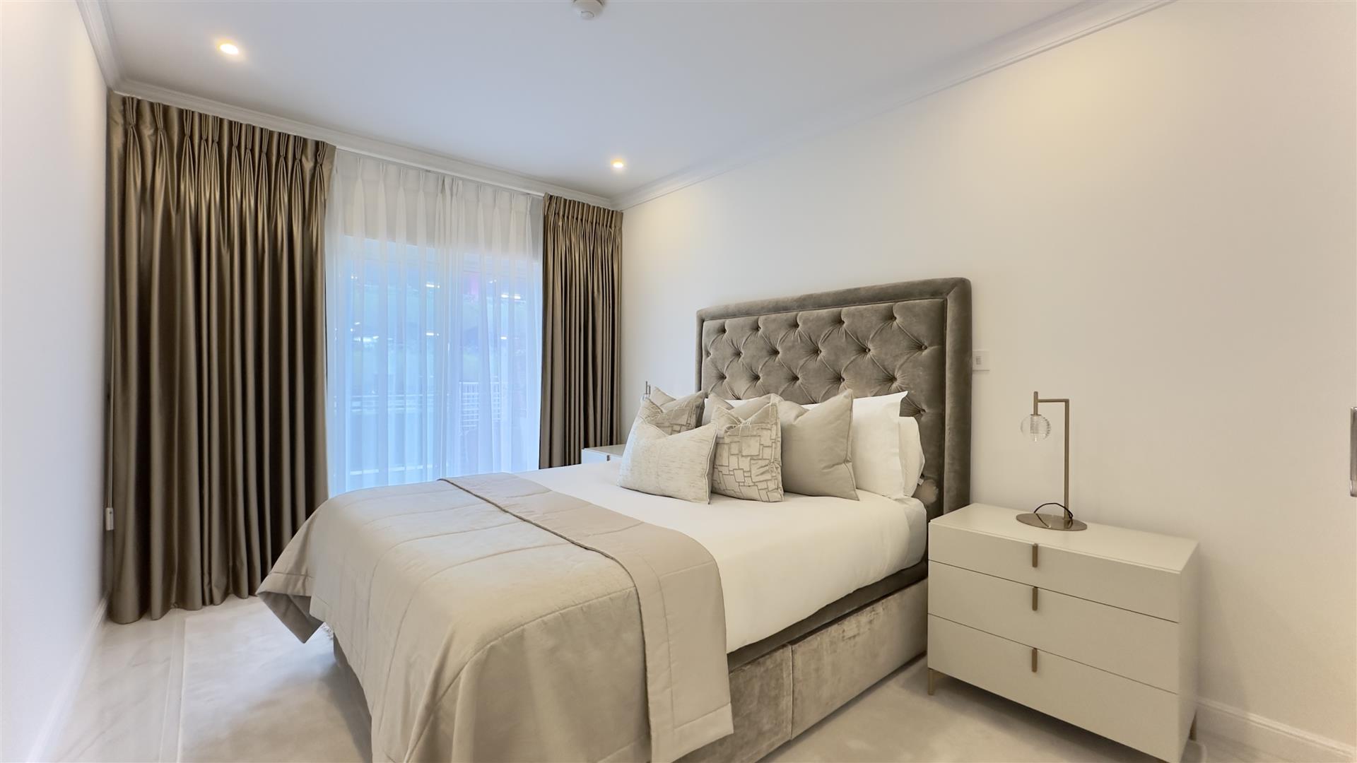 Image of Apartment - 3 Bedrooms - 2 Bathrooms for Sale in Marina Views-Gibraltar, Image 13